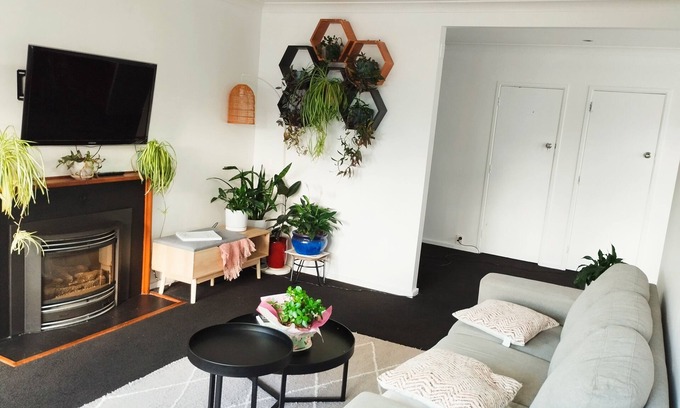 Palmerston North Casa | Home near Airport and Hospital