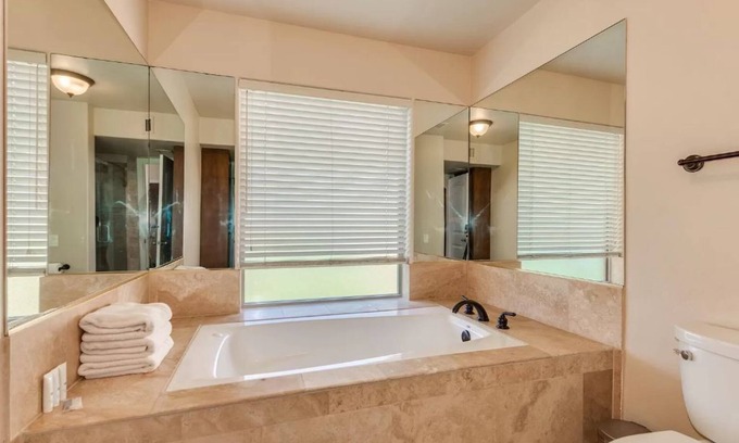 Paradise Valley Village Casa | Home on a great North South Corner Lot