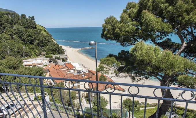 Numana Apartamento | Home on the sea - Numana, prestigious sky-land with sea view