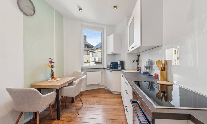 Dotzheim Apartamento | Home.ON Wiesbaden modernizes old apartment
