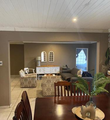 Mbombela Apartamento | Home Sweet Home Farmhouse