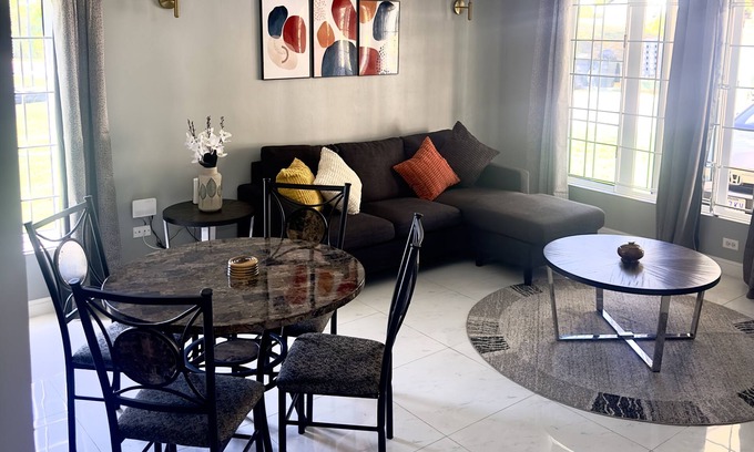 Orange Bay Condominio | Home Sweet Home @ Little bay Country Club