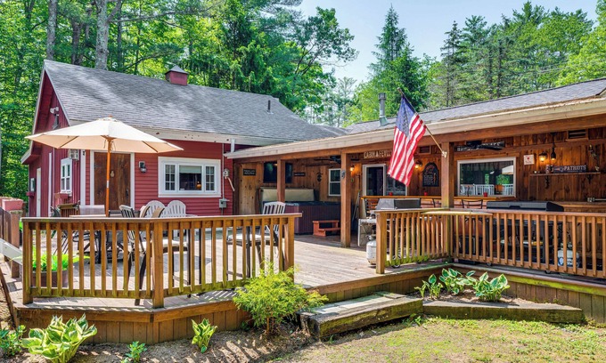 Plymouth Casa | Home w/ Outdoor Entertainment Area in Ashland!