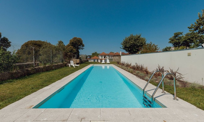 Centro / Baixa Apartamento | HOME WITH A POOL by VACATIONY