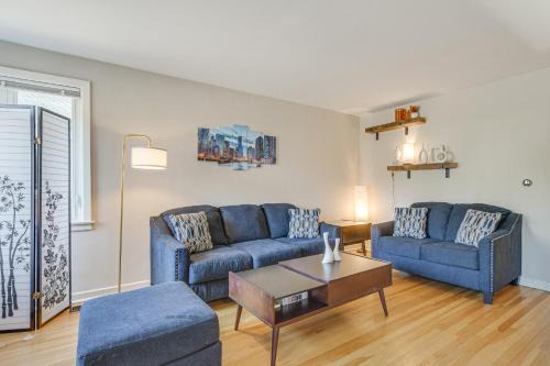 Evanston Casa | Home with Fenced Yard 13 Mi to Downtown Chicago!