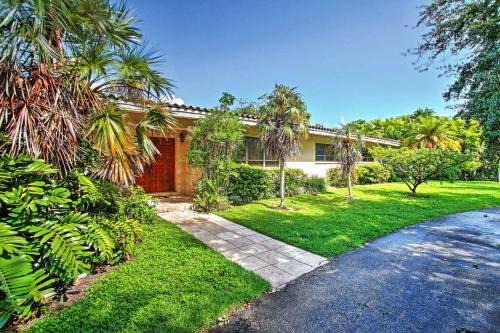 Pinecrest Casa | Home with Pool in Upscale Pinecrest Village
