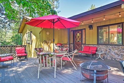 Twain Harte Casa | Home with Serene Deck in Twain Harte!