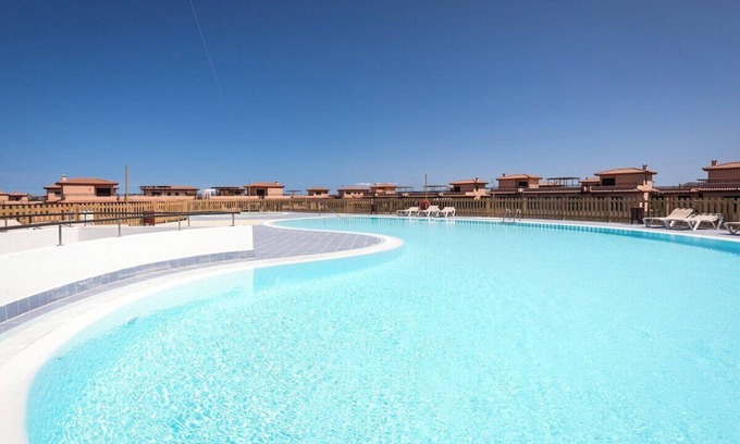 La Oliva Chalet De Esquí | Home2Book Casa Etone, BBQ, Terrace & Pool