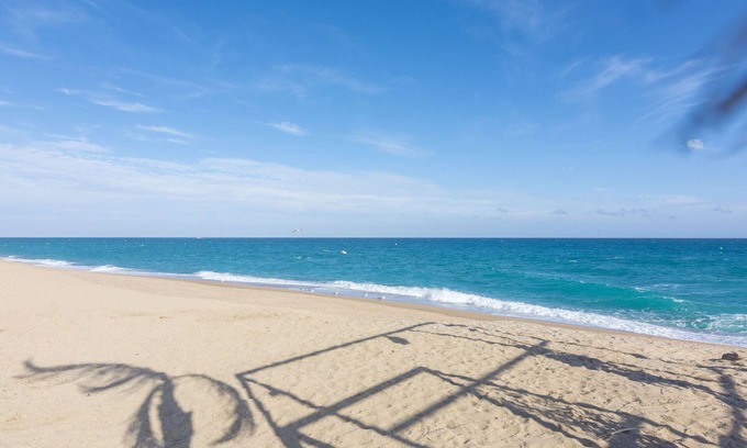 Pineda de Mar Apartamento | HomeHolidaysRentals Cyan- Costa Barcelona