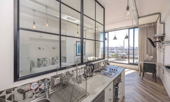 Cape Town Apartamento | Homely Studio Apartment in Cape Town
