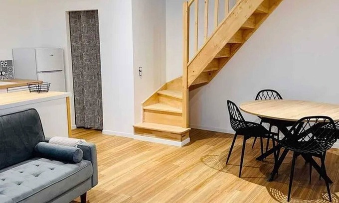 Barbezieux-Saint-Hilaire Casa | Homerez - Casa acogedora cerca de Barbezieux - 50 m² con jardín compartido