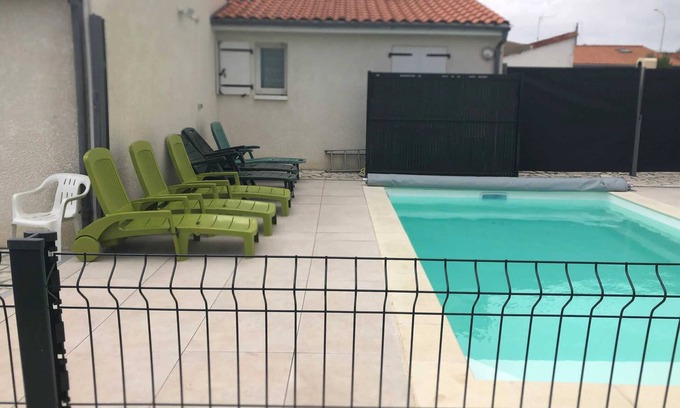 Saint-Georges-de-Didonne Villa | Homerez - Villa en Saint-Georges-de-Didonne.