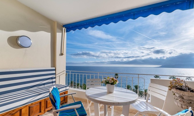 Le Suquet Apartamento | Homerez - ¡A 100 m de la playa! Apartamento para 4 pers. con balcón en Cannes