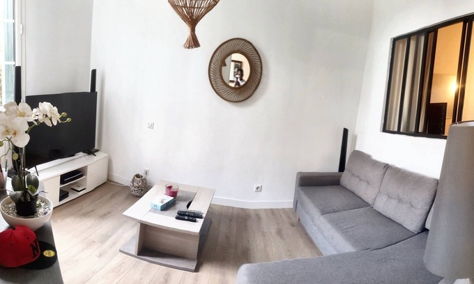 Arthes Casa | Homerez - Casa de 50 m² en Saint-Juéry con jardín