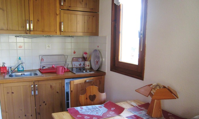 Bernex Apartamento | Homerez - Apartamento a 50 m de las pistas para 4 pers. con balcón en Bernex