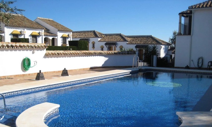 Hornachuelos Casa | Homerez - Amazing house for 6 ppl. with shared pool at Hornachuelos