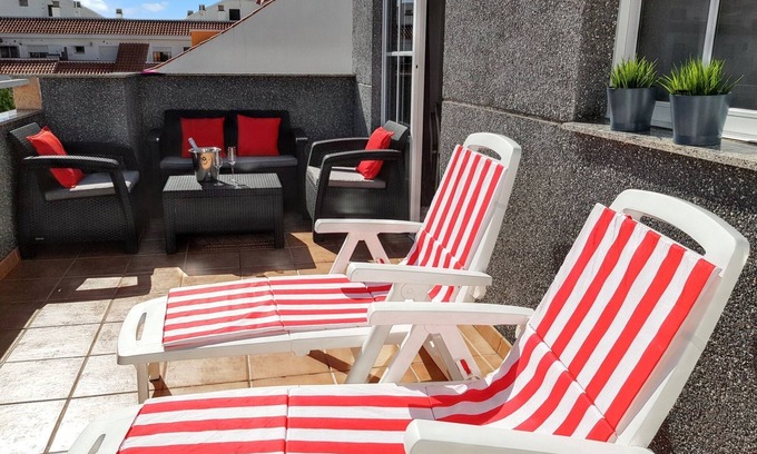 Puerto de Santiago Apartamento | Homerez - Apartamento en Puerto de Santiago