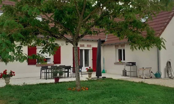 Cour-Cheverny Apartamento | Homerez - Apartamento en Cour-Cheverny