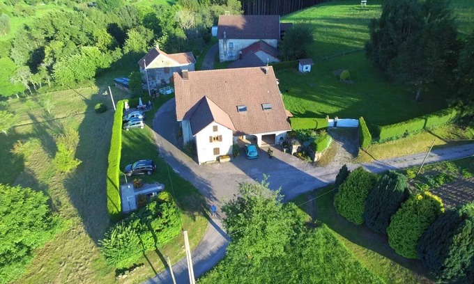 Le Val-d'Ajol Apartamento | Homerez - Apartamento en Le Val-d'Ajol