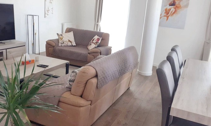 Anderlecht Apartamento | Homerez - Apartamento en Cureghem, Anderlecht