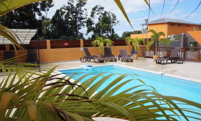 Cafeiere Apartamento | Homerez - Apartamento en Deshaies, piscina