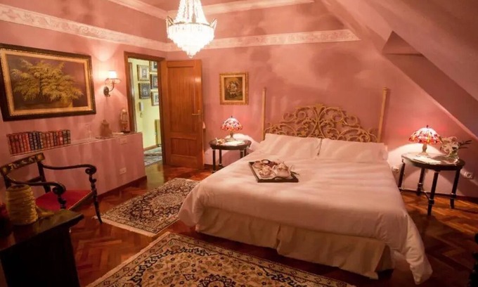 Malpica de Bergantinos Apartamento | Homerez - Apartment in Malpica, sea view