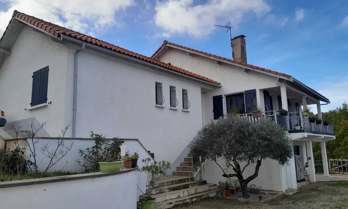 Labruguiere Apartamento | Homerez - Apartment Labruguière