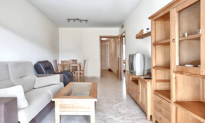 La Pineda Apartamento | Homerez - Apto. cerca de Platja de la Pineda