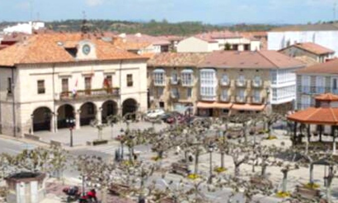 Villarcayo Apartamento | Homerez - Beautiful apartement for 8 ppl. at Villarcayo