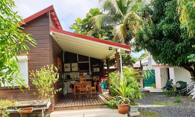Morne-A-l'Eau Casa | Homerez - Casa a 8 km de la playa para 2 pers. con terraza en Morne-À-l'Eau