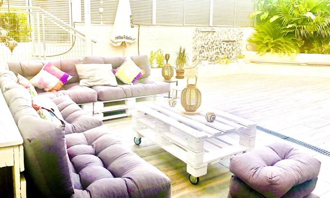 Rivas-Vaciamadrid Casa | Homerez - Big house for 10 ppl. with garden at Rivas-Vaciamadrid