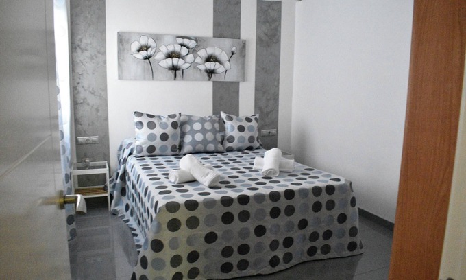 Distrito Noroeste Apartamento | Homerez - Charming Apartment in Córdoba 76 m²