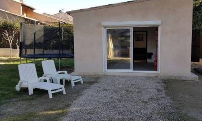 Martigues Casa | Homerez - Encantadora casa en Martigues con jardín y aire acondicionado
