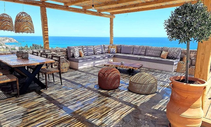 Stegna Casa | Homerez - Casa encantadora en Rodas con jacuzzi y vistas al mar