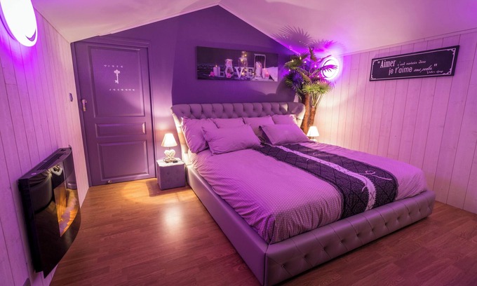 Arcay Casa | Homerez - Casa con encanto en Arçay, jacuzzi incluido