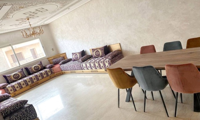 Nouaceur Apartamento | Homerez - Contemp. Apt. in Nouaseur