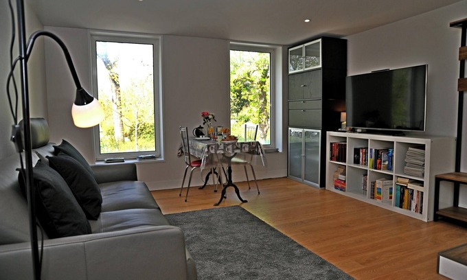 Cognac Apartamento | Homerez - Apartamento contemporáneo en Cognac