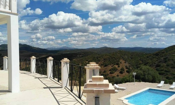 Algar Villa | Homerez - Villa elegante en Algar