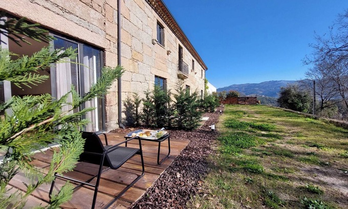 Bouro Otro | Homerez - Enchanting Castle in Valdreu with Spectacular View