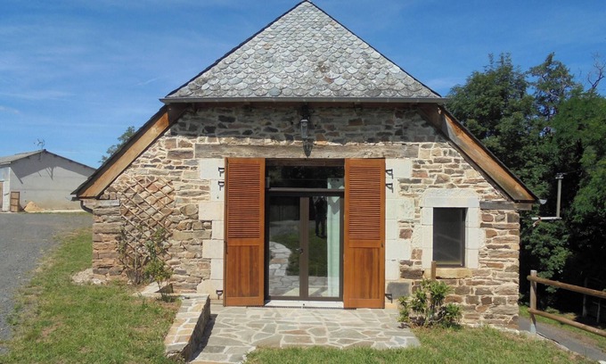 Castelnau-de-Mandailles Casa | Homerez - Casa en Castelnau-de-Mandailles