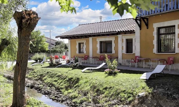 Cardenuela Riopico Casa | Homerez - Casa en Cardeñuela Riopico