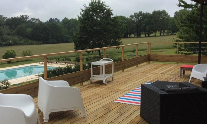 Abjat-sur-Bandiat Casa | Homerez - House in Abjat-sur-Bandiat