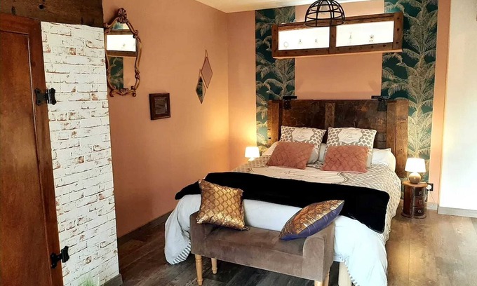 Clermont-Creans Casa | Homerez - House in Clermont-Créans