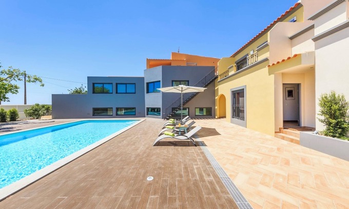 Olhao Casa | Homerez - House in Quelfes, sea view