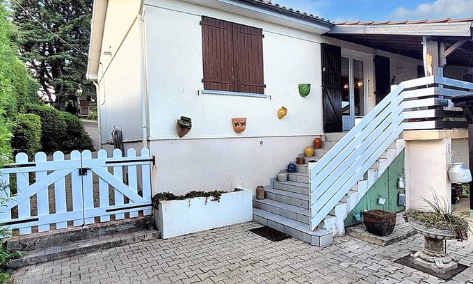 Veyras Casa | Homerez - Casa en Veyras con piscina