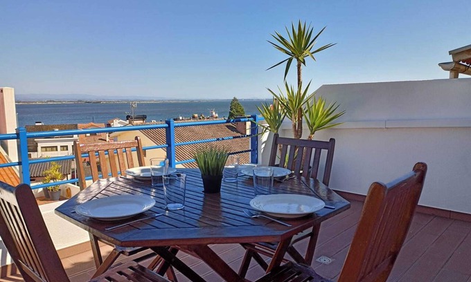Torreira Apartamento | Homerez - Apartamento Moderno en Torreira - 80 m² - WiFi Gratis