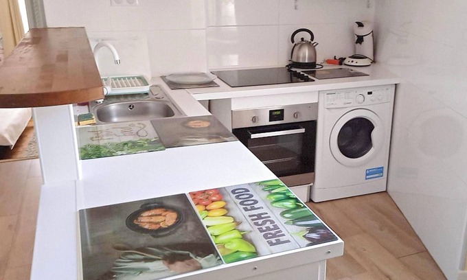 Neris-les-Bains Apartamento | Homerez - Nice appartement for 4 ppl. at Néris-les-Bains