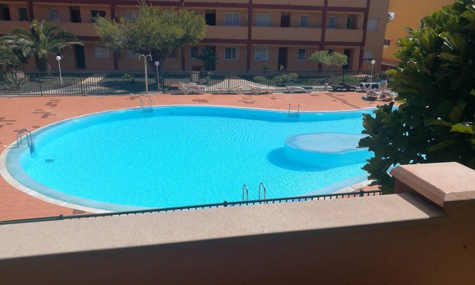 Parque Holandes Apartamento | Homerez - Nice apartement for 4 ppl. with shared pool at La Oliva