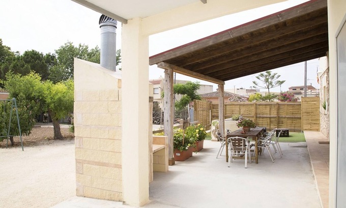 Camarles Casa | Homerez - Casa espaciosa en Camarles con piscina privada