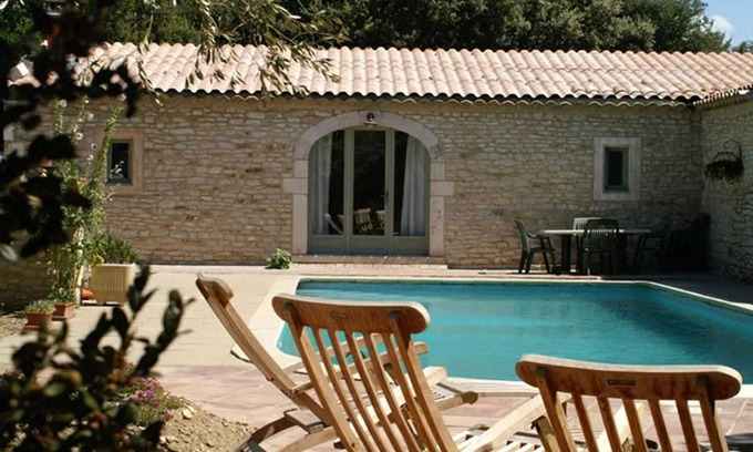 Chamaret Villa | Homerez - Espaciosa villa en Chamaret con piscina privada